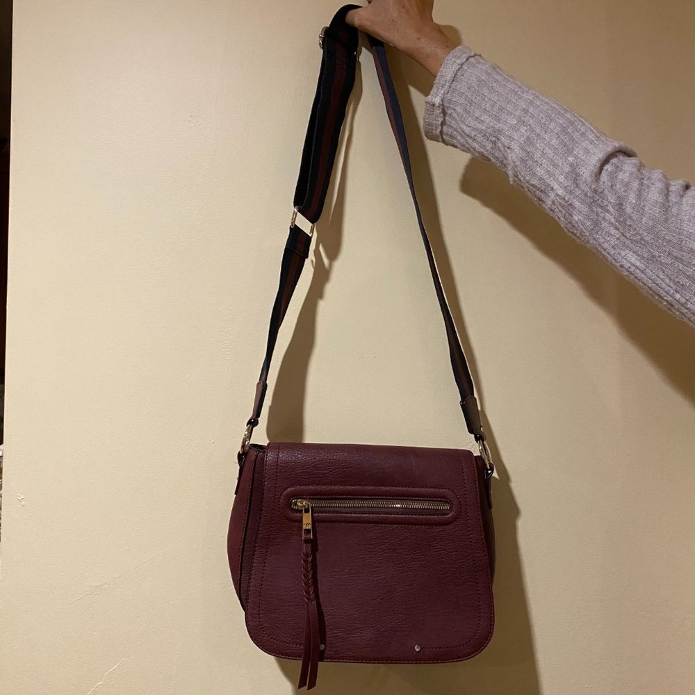 Gap Izzy Burgundy Crossbody